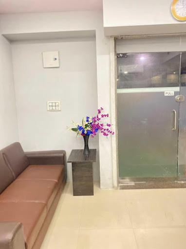 Hotel Welcome, Vip Road Vesu Surat Exterior foto